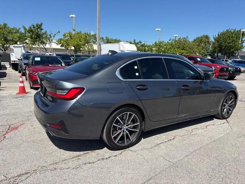 2021 BMW 330 330i