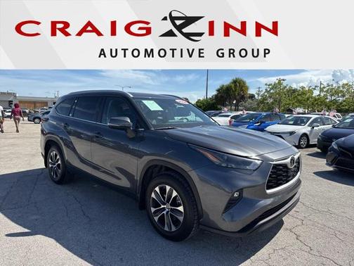 2024 Toyota Highlander XLE