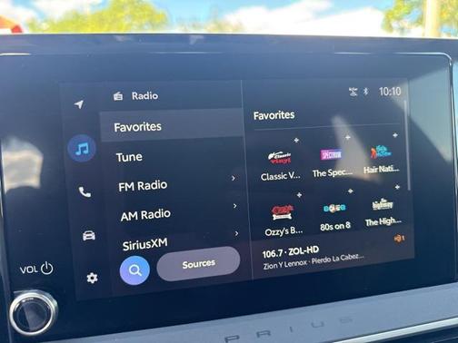 2025 Toyota Prius LE