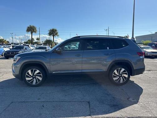 2025 Volkswagen Atlas 2.0T SE w/Technology 4MOTION