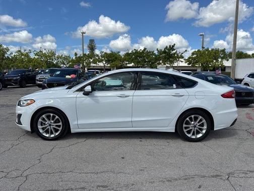 2020 Ford Fusion SE