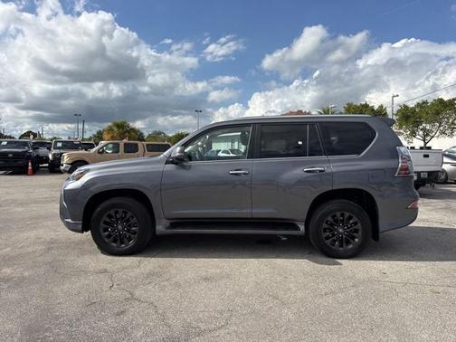 2023 Lexus GX 460 Premium