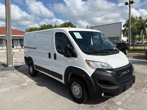 2025 RAM ProMaster 2500 Tradesman