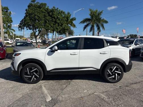 2025 Nissan Kicks SV