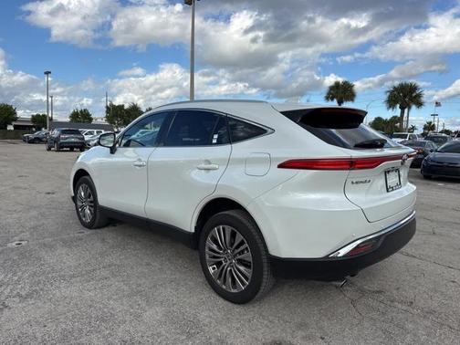 2024 Toyota Venza XLE