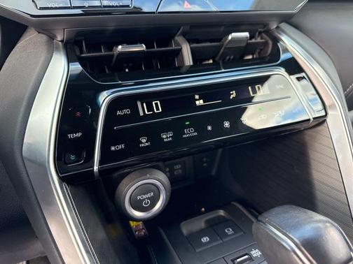 2024 Toyota Venza XLE