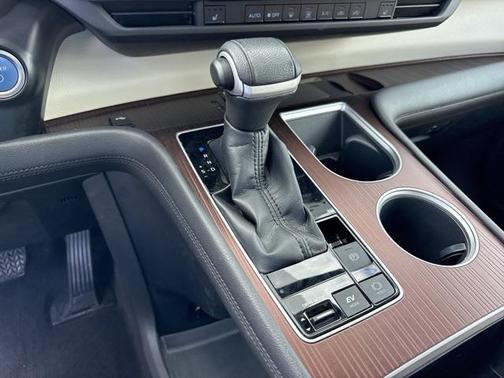 2023 Toyota Sienna XLE 7 Passenger