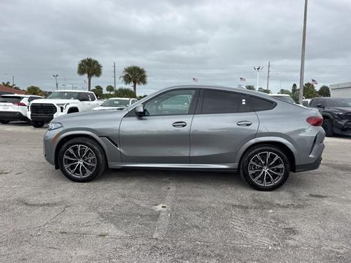2025 BMW X6 xDrive40i