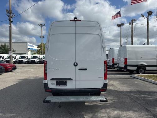 2023 Mercedes-Benz Sprinter 2500 High Roof