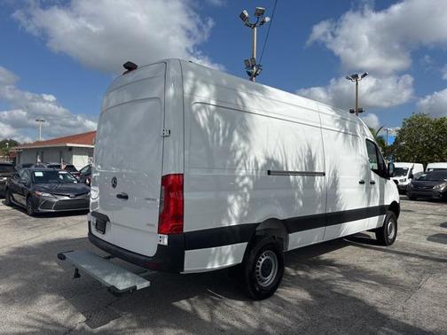 2023 Mercedes-Benz Sprinter 2500 High Roof