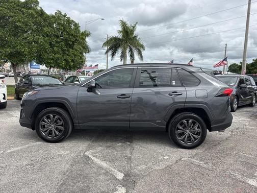 2024 Toyota RAV4 Hybrid XLE Premium