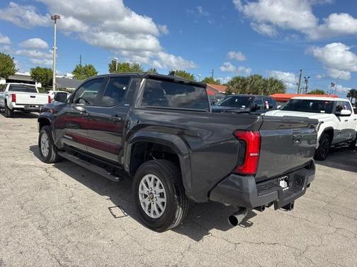 2025 Toyota Tacoma SR5