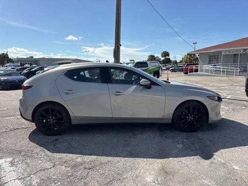 2022 Mazda Mazda3 AWD w/Premium Package
