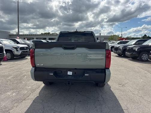 2025 Toyota Tundra SR5