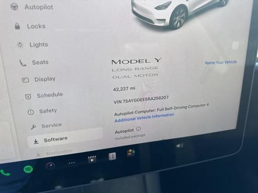 2024 Tesla Model Y Long Range Dual Motor All-Wheel Drive