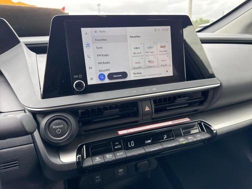 2025 Toyota Prius LE