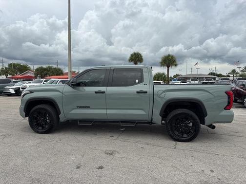 2025 Toyota Tundra SR5