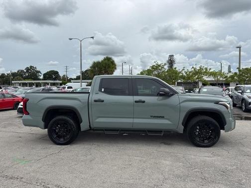 2025 Toyota Tundra SR5
