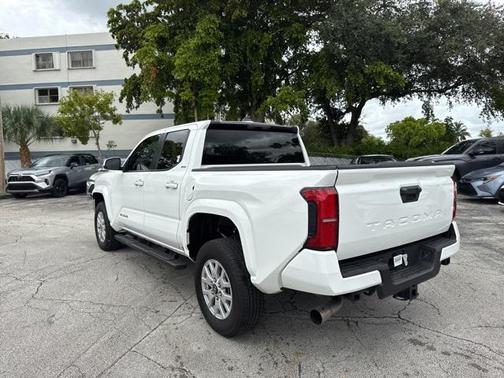 2024 Toyota Tacoma SR5