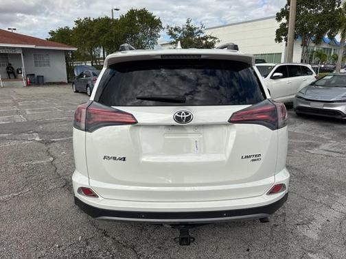 2017 Toyota RAV4 Limited