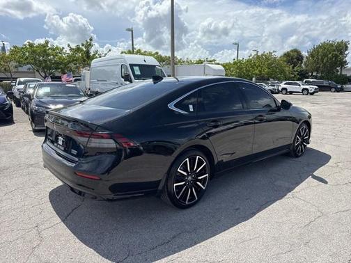 2024 Honda Accord Hybrid Touring