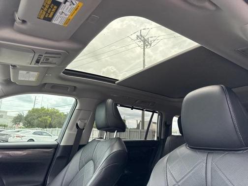 2024 Toyota Highlander Platinum