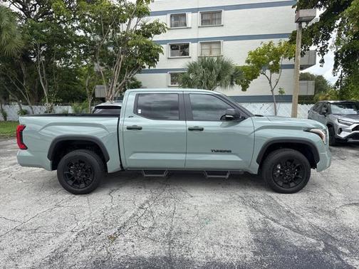 2025 Toyota Tundra SR5