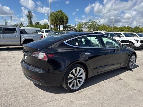 2018 Tesla Model 3 Long Range