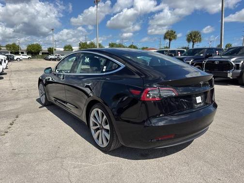 2018 Tesla Model 3 Long Range