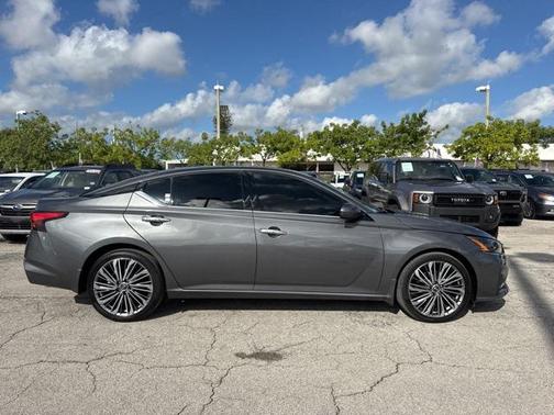 2025 Nissan Altima 2.5 SL