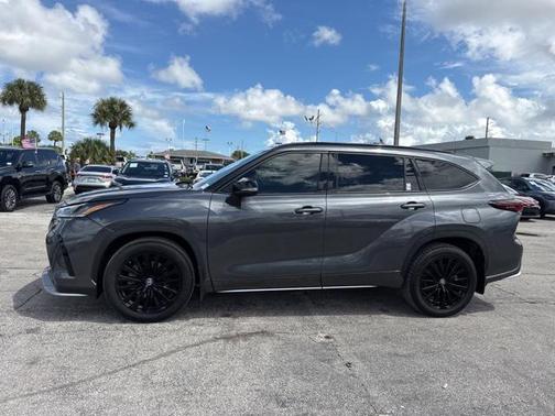 2024 Toyota Highlander XSE