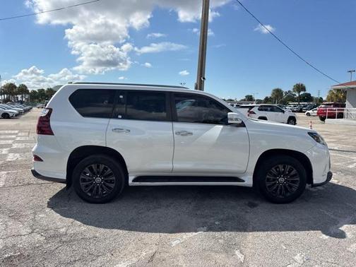 2022 Lexus GX 460 Premium