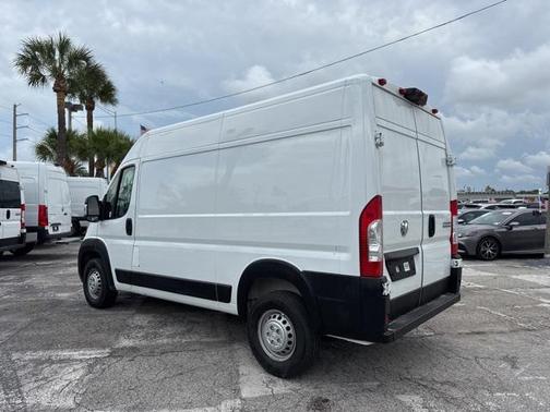 2024 RAM ProMaster 2500 Tradesman