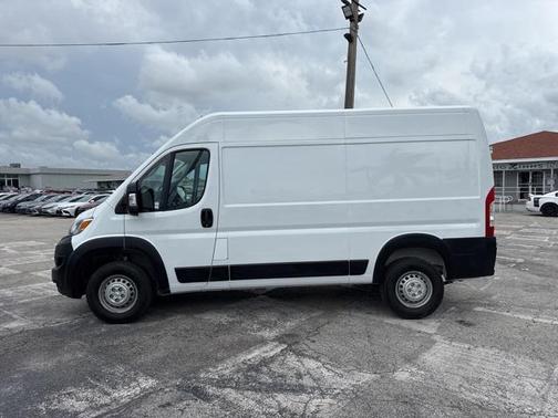 2024 RAM ProMaster 2500 Tradesman