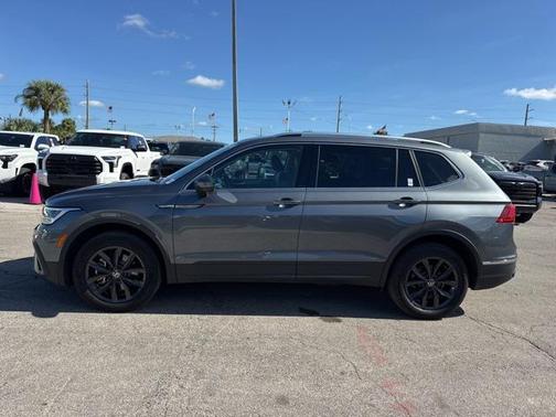 2024 Volkswagen Tiguan 2.0T SE