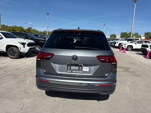 2024 Volkswagen Tiguan 2.0T SE