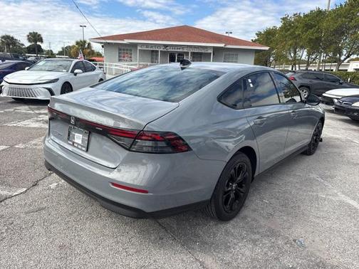 2025 Honda Accord Sport SE 1.5T