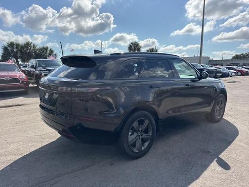 2025 Land Rover Range Rover Velar P250 SE R-Dynamic