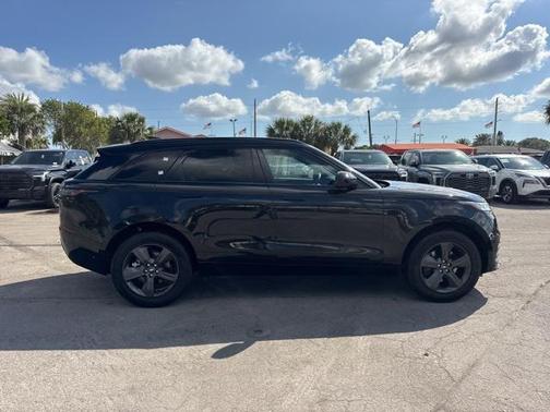 2025 Land Rover Range Rover Velar P250 SE R-Dynamic