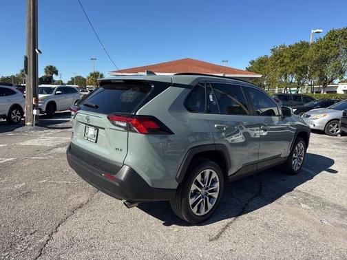 2023 Toyota RAV4 XLE Premium
