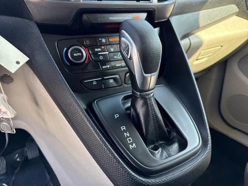 2022 Ford Transit Connect XLT