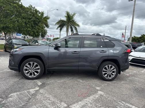 2024 Toyota RAV4 XLE Premium