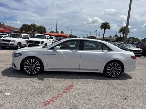 2018 Lincoln Continental Reserve