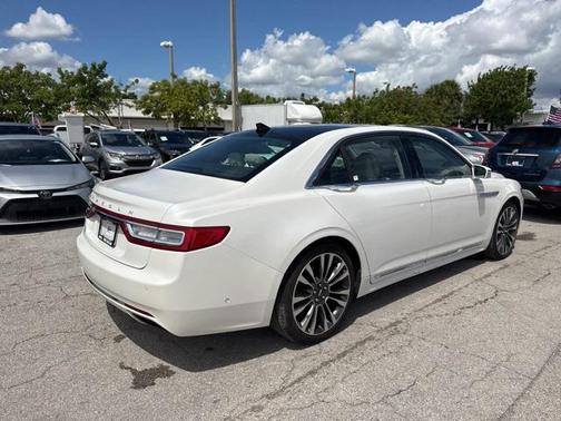2018 Lincoln Continental Reserve