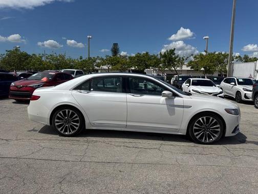 2018 Lincoln Continental Reserve