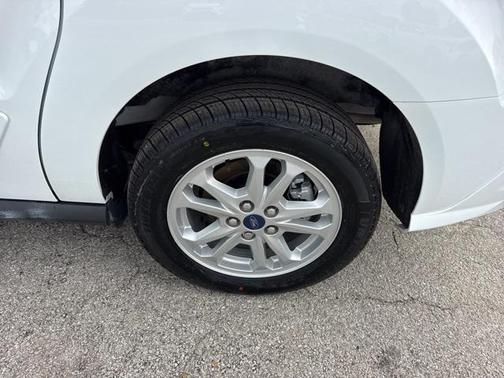 2023 Ford Transit Connect XLT