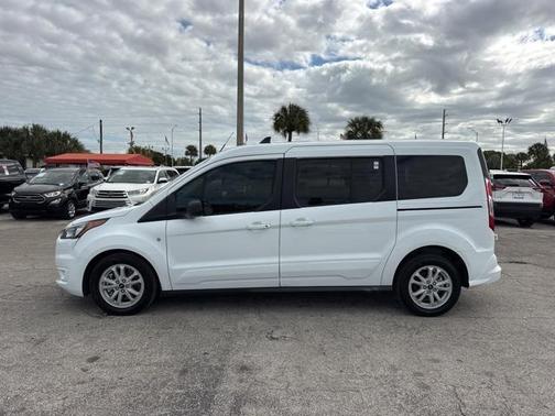 2023 Ford Transit Connect XLT