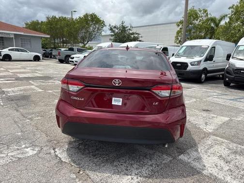 2025 Toyota Corolla LE