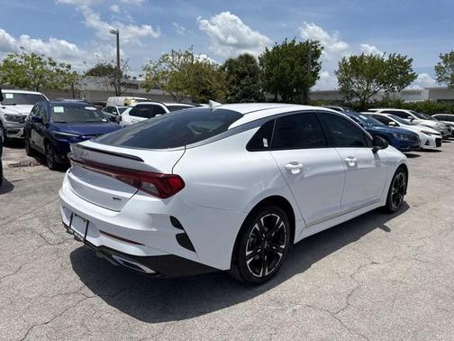 2023 Kia K5 GT-Line