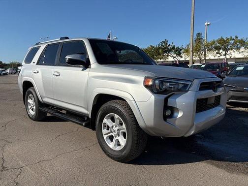 2024 Toyota 4Runner SR5